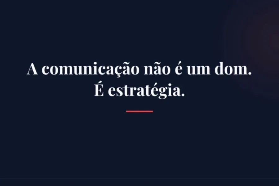 Paola Amaral - Especialista em Comunicação